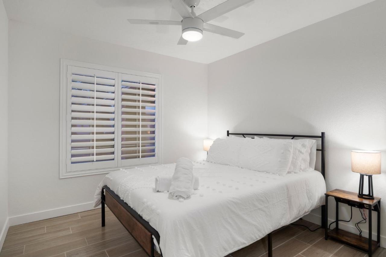 Large Pool With Diving Board, Remodeled 3Bdrm, Near State Farm Stdm And More! Peoria Bagian luar foto