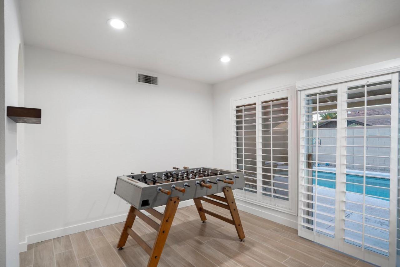 Large Pool With Diving Board, Remodeled 3Bdrm, Near State Farm Stdm And More! Peoria Bagian luar foto